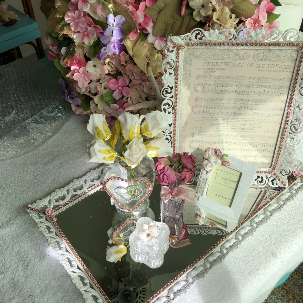 Vintage Mirrored Dresser Tray - Picture 3 of 4